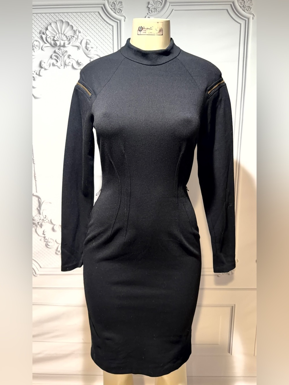 VINTAGE CACHÉ Dress